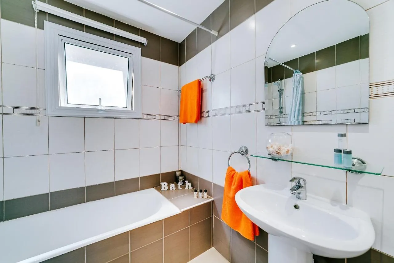 Apartment Kelly Protaras